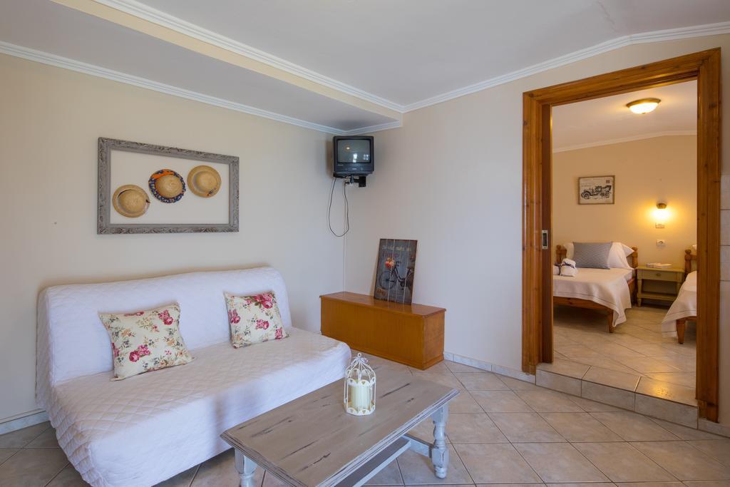 Casa Dei Venti - Sea View Apartments - 100M From The Beach Бенитсес Экстерьер фото